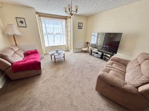 Lounge- click for photo gallery